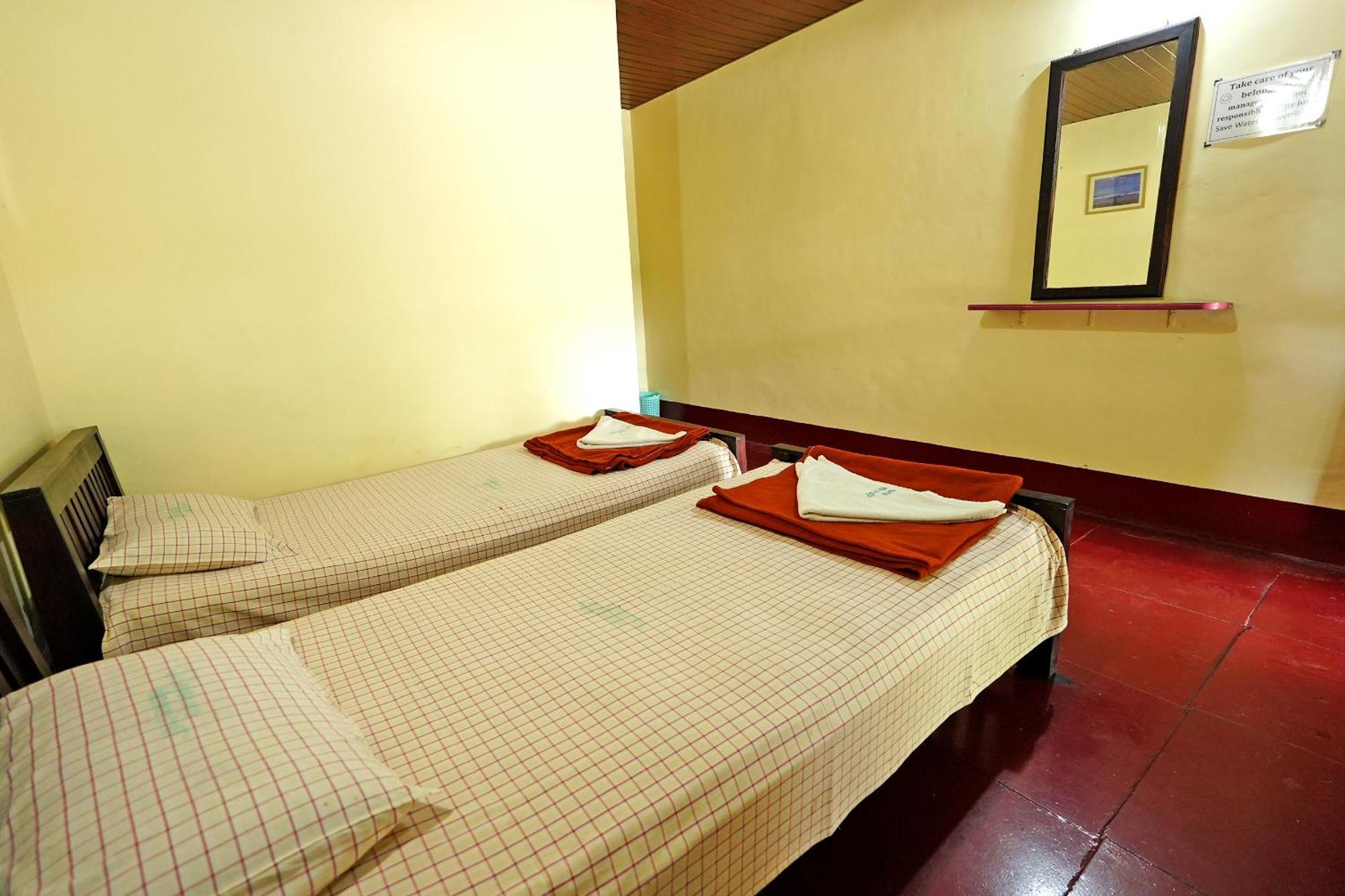 Leisure Homestay - Pool, Boating, Zipline, Home Food, Estate Chikmagalūr Extérieur photo